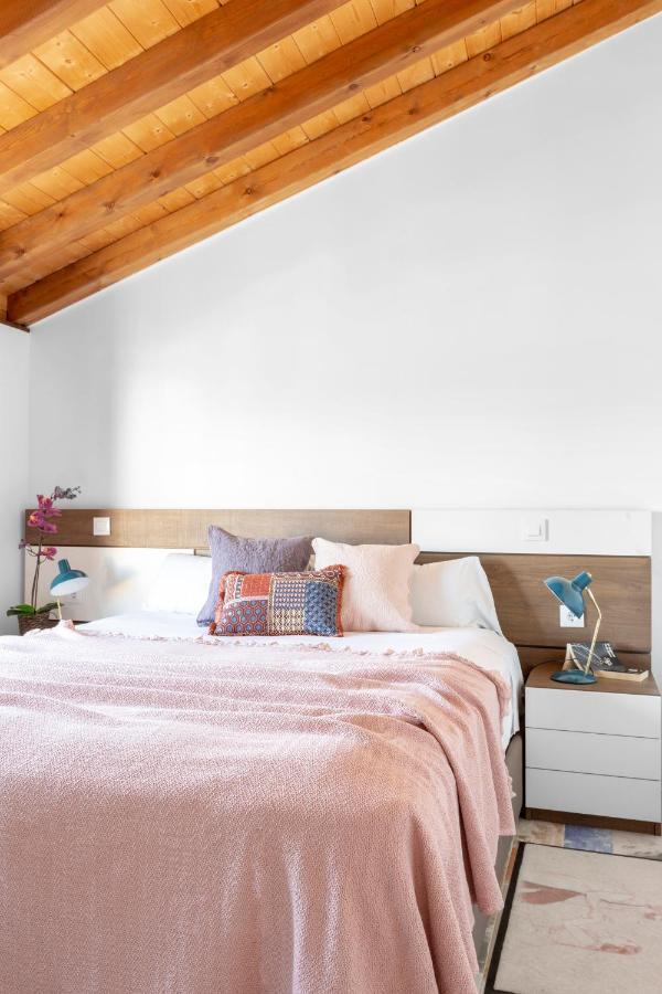 Apartamentos Ejemplares Alcala de Henares Bagian luar foto