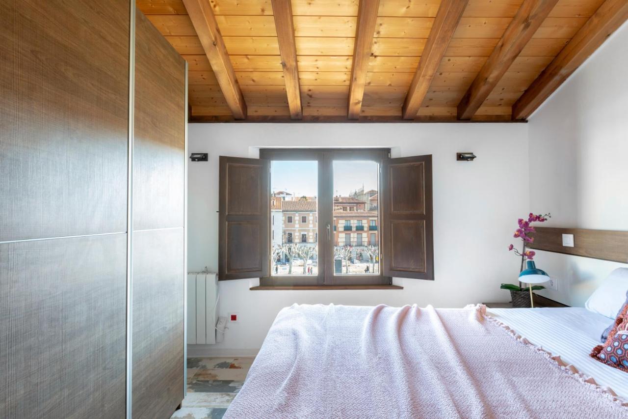 Apartamentos Ejemplares Alcala de Henares Bagian luar foto